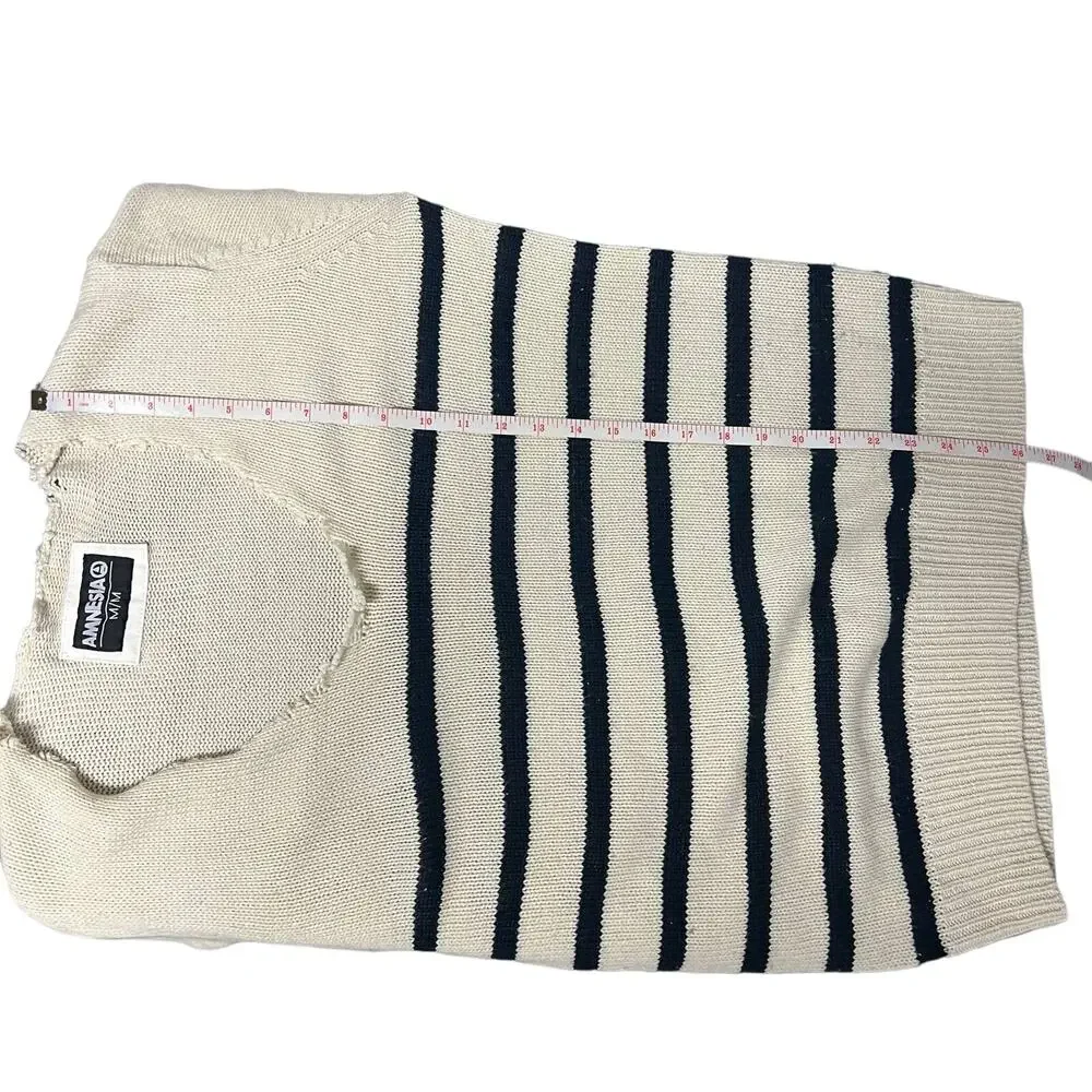 Amnesia Men's Striped V-Neck Pullover Knit Sweater Size Medium
